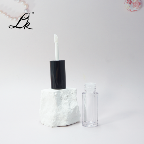 Compact 1.5ml PETG Lip Gloss Tube with Convenient Buckle and Big Brush Custom Logo Screen Printed Lipstick Container