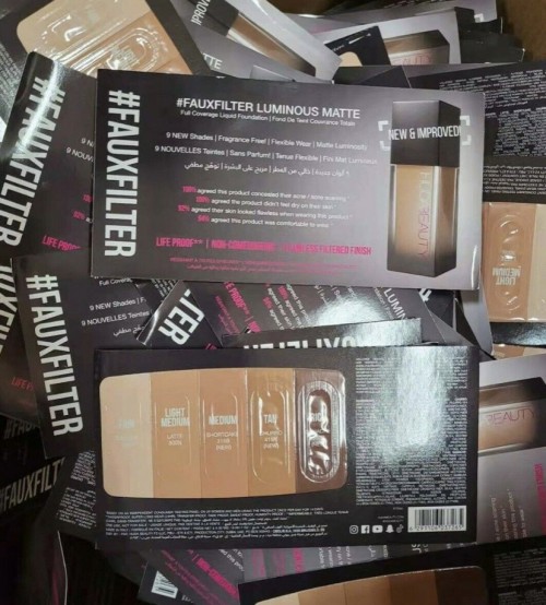 Huda Beauty Fauxfilter Luminous Matte Foundation Sample Card