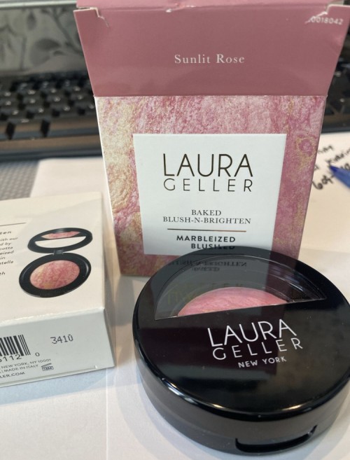 Laura Geller Baked Blush-n-Brighten Marbleized Blush Sunlit Rose