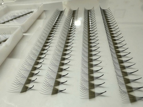 Premade loose fan lash extension